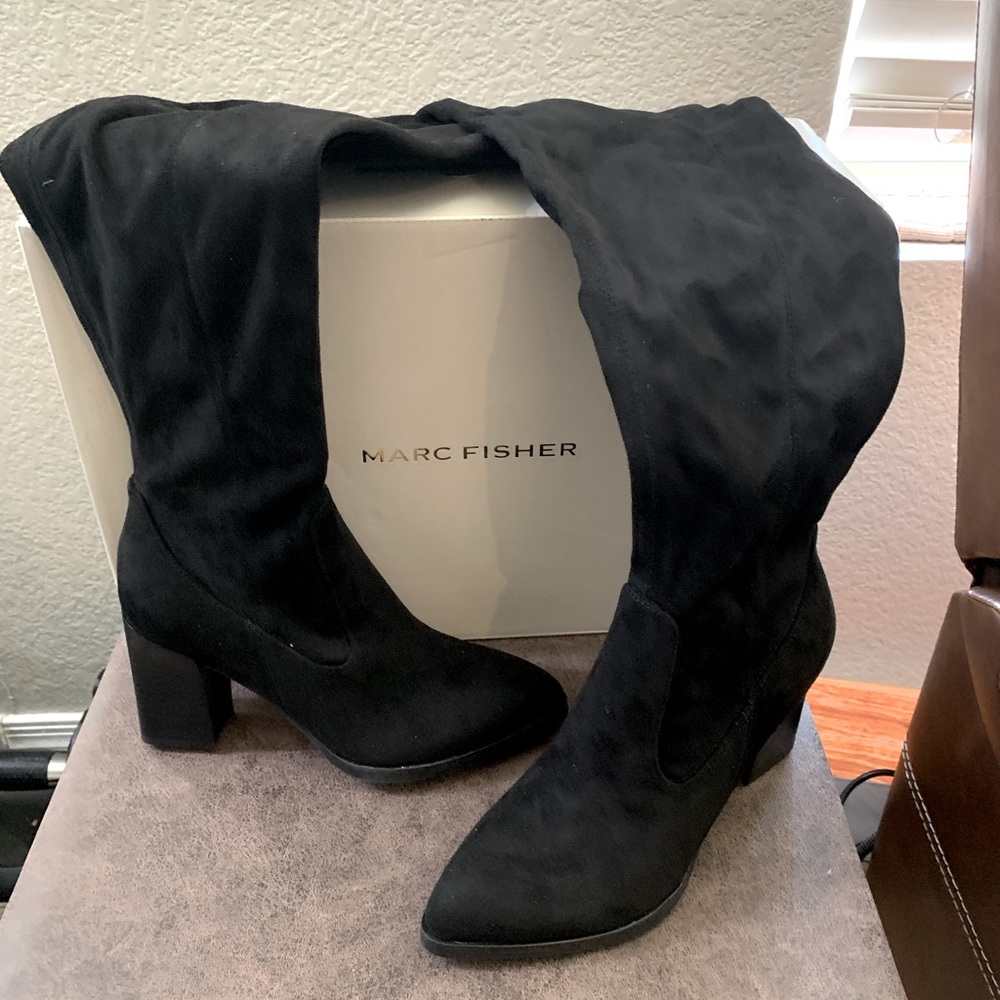 MARC FISHER
MARC FISHER-EILAH WIDE CALF THIGH HIGH BOOT